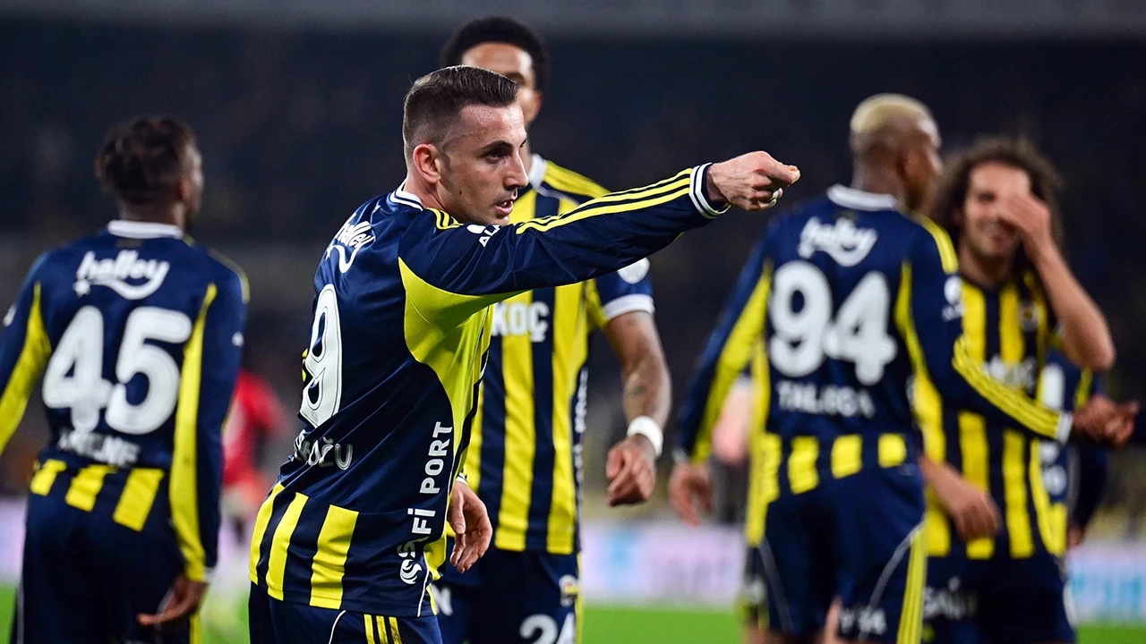 Fenerbahce Genclerbirligi Karsisinda Ilk Yarida Sonuca Gitti B7Rg