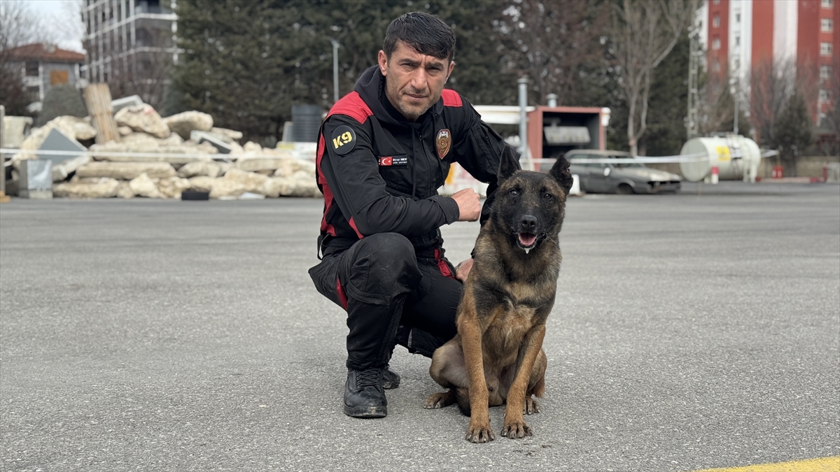 Hatay'ın Sessiz Kahramanı 'Gece'ye Veda, 'Vondi'ye Merhaba Nöbet Devri Tamam! (4)
