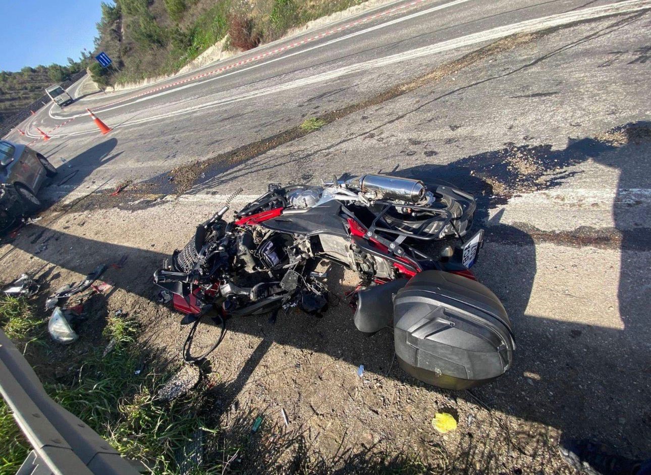 Kask Kamerasında Feci Ölüm Hatalı Sollama Can Aldı (2)