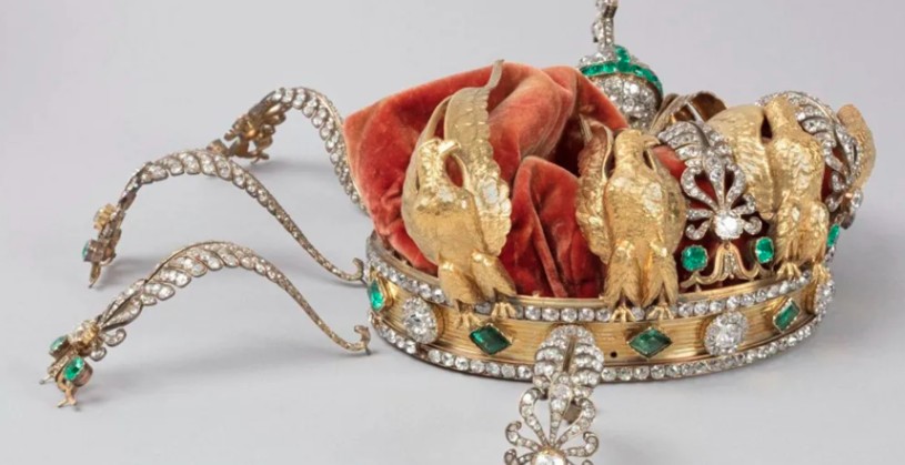 Louvredüşentac655 (2)