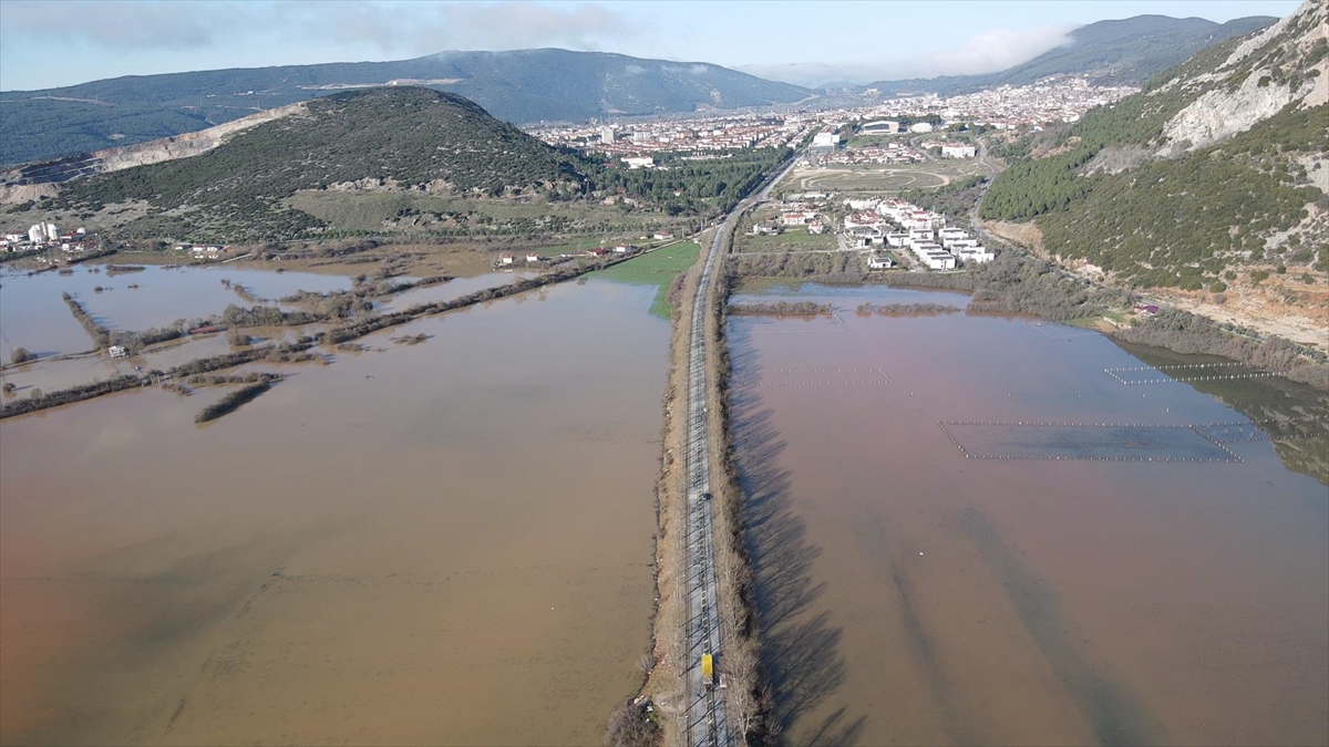 Muğla'da Bereket Yükü Ağır Geldi Tarım Arazileri Göle Döndü! (2)