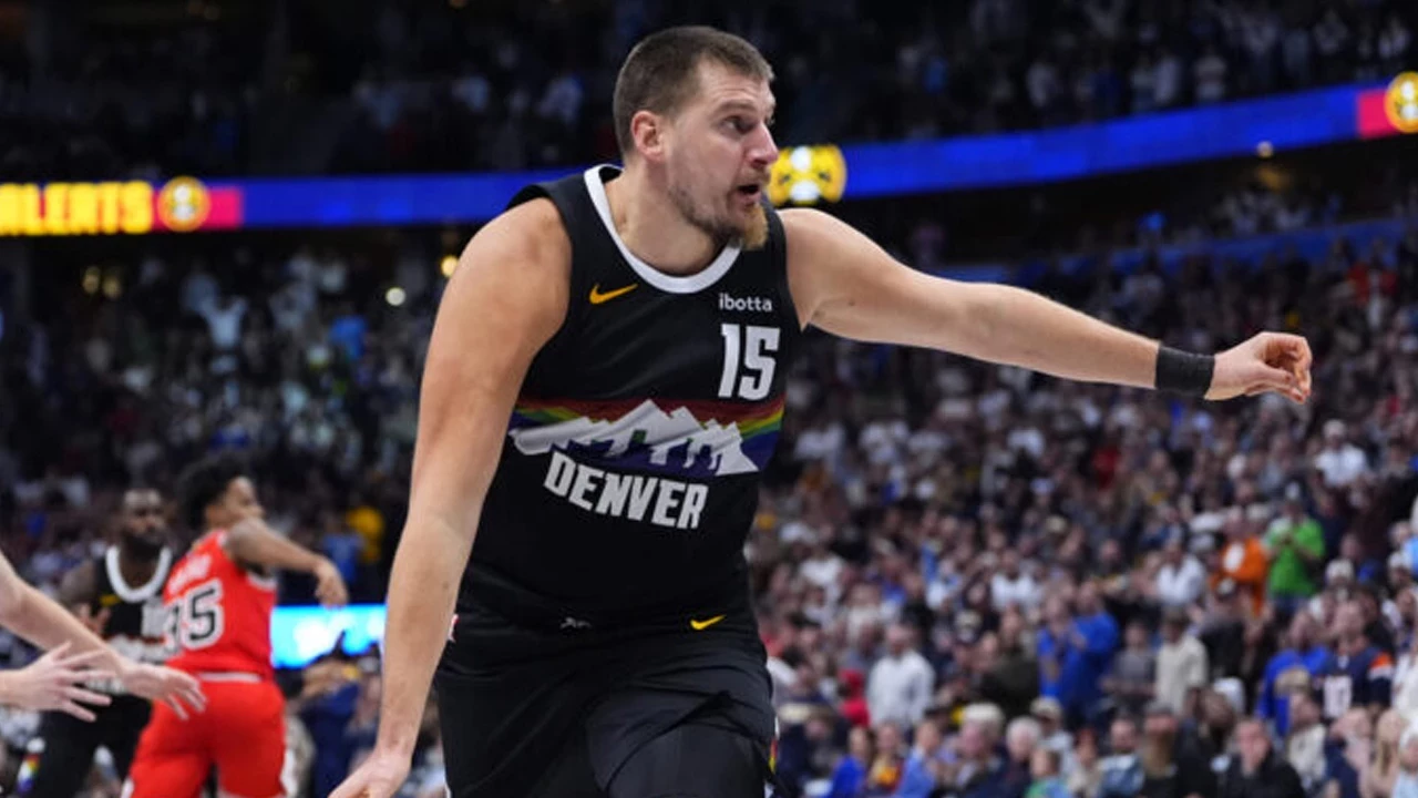 Nikola Jokic Nba Tarihine Gecti Rekor Kirdi Denver Nuggets Bullsu 136 120 Devirdi En Cok Triple Double Ihkh