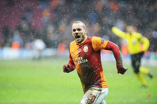 Sneijder-1