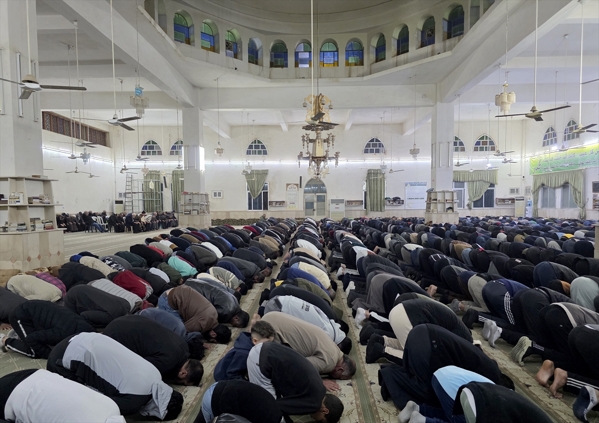 Suriyede Ypgden Kurtarilan Bolgelerde Ilk Teravih Heyecani (1)