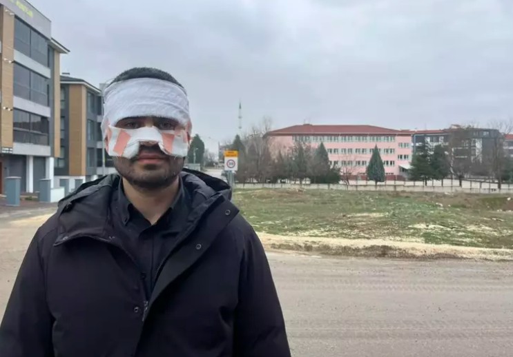 Yanıköğretmen6554,