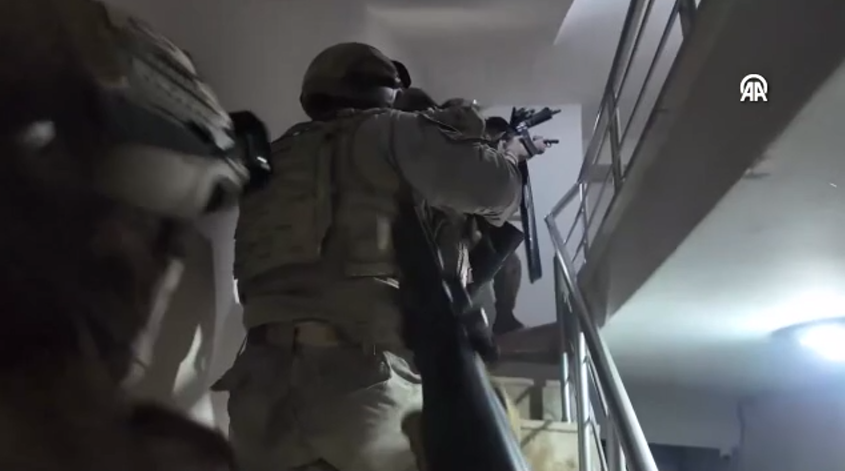 32 Ilde Kapsamlı Fetö Operasyonu 64 Şüpheli Yakalandı 2