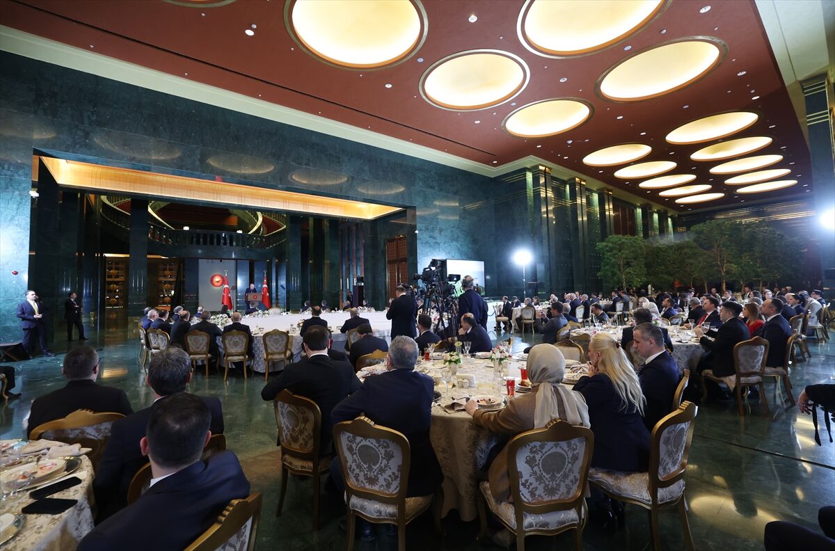 A A 20260317 40851891 40851880 C U M H U R B A S K A N I E R D O G A N G A Z E T E C I V E Y A Z A R L A R L A I F T A R P R O G R A M I N D A B I R A R A Y A G E L D I