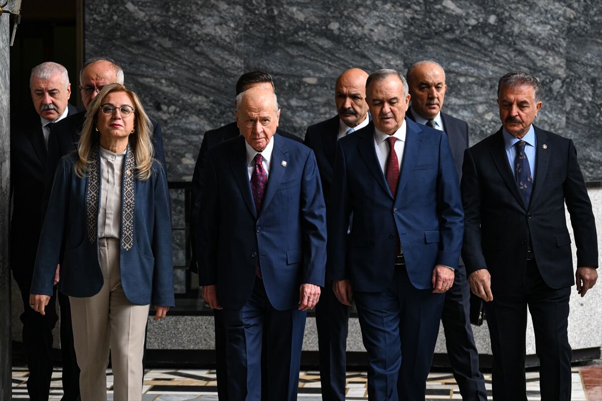 A A 20260324 40911580 40911578 M H P T B M M G R U P T O P L A N T I S I