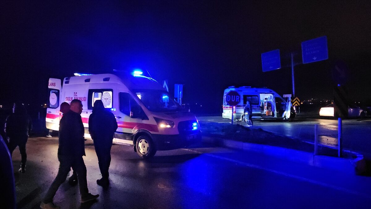 A A 20260325 40918123 40918121 C O R U M D A P O L I S A R A C I I L E O T O M O B I L C A R P I S T I 3 K I S I Y A R A L A N D I