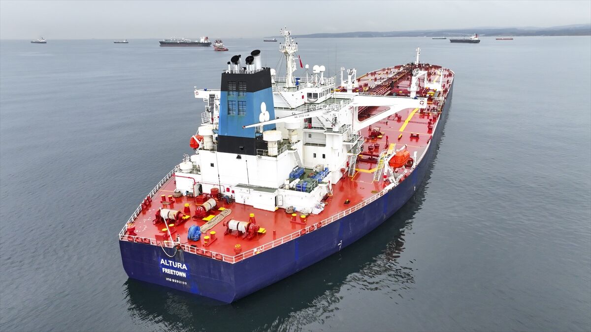 A A 20260328 40949171 40949163 K A R A D E N I Z D E S A L D I R I Y A U G R A Y A N A L T U R A I S I M L I T A N K E R K I L Y O S A C I K L A R I N A D E M I R L E D I