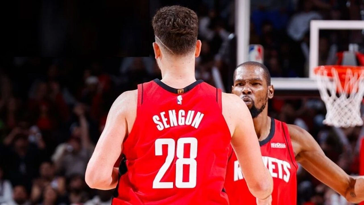 Alperen Sengun Kevin Durant Houston Rockets 1