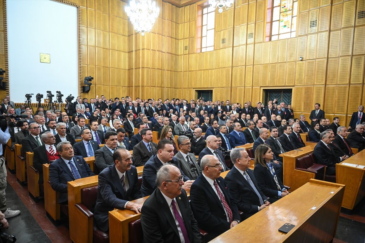 Bahçeli Ortadoğu'da Bir Rejim Değişecekse O İsrail Olmalıdır (6)