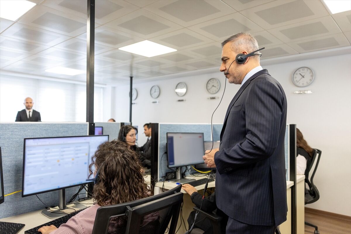 Bakan Fidan'dan Konsolosluk Çağrı Merkezi'ne Ziyaret (2)