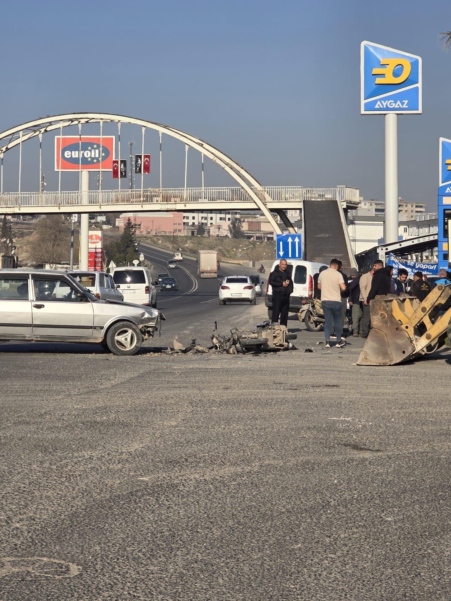 Birecik'te Feci Kaza Motosiklet Sürücüsü Ağır Yaralandı (5)