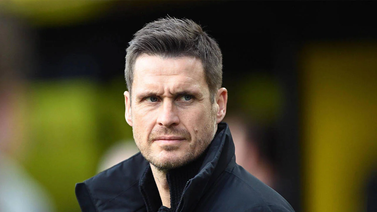 Borussia Dortmund Sportif Direktor Kehl Ile Yollarini Ayirdi