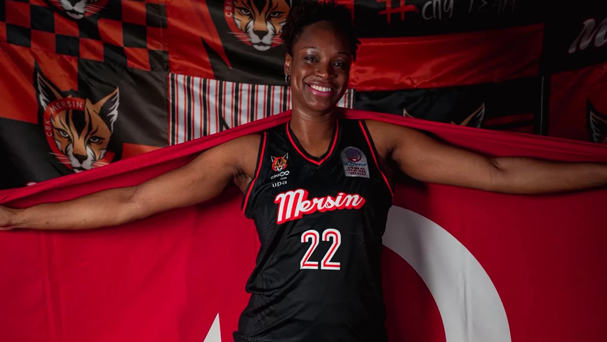 Cbk Mersinin Yildizi Kennedy Burke Turk Vatandasi Oldu U2Hs