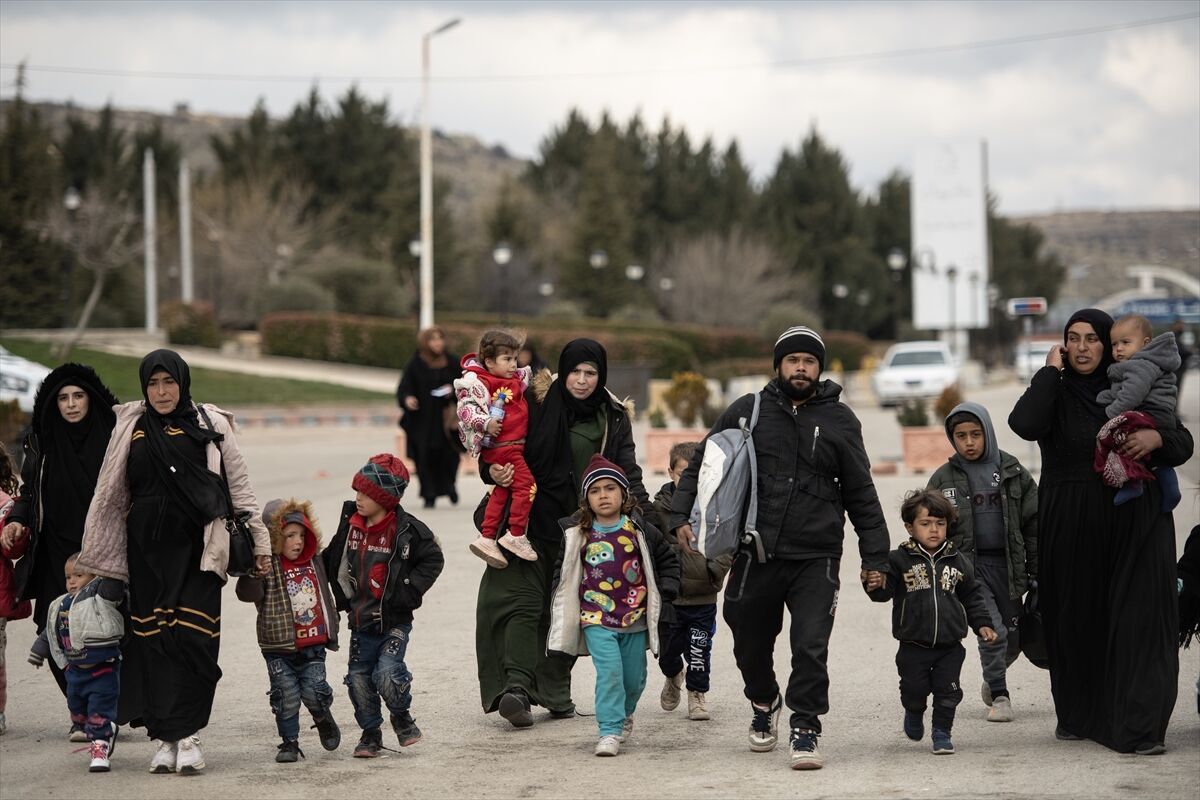 Cdeydet Yabus Sınır Kapısı Kısa Süreliğine Kapandı55535