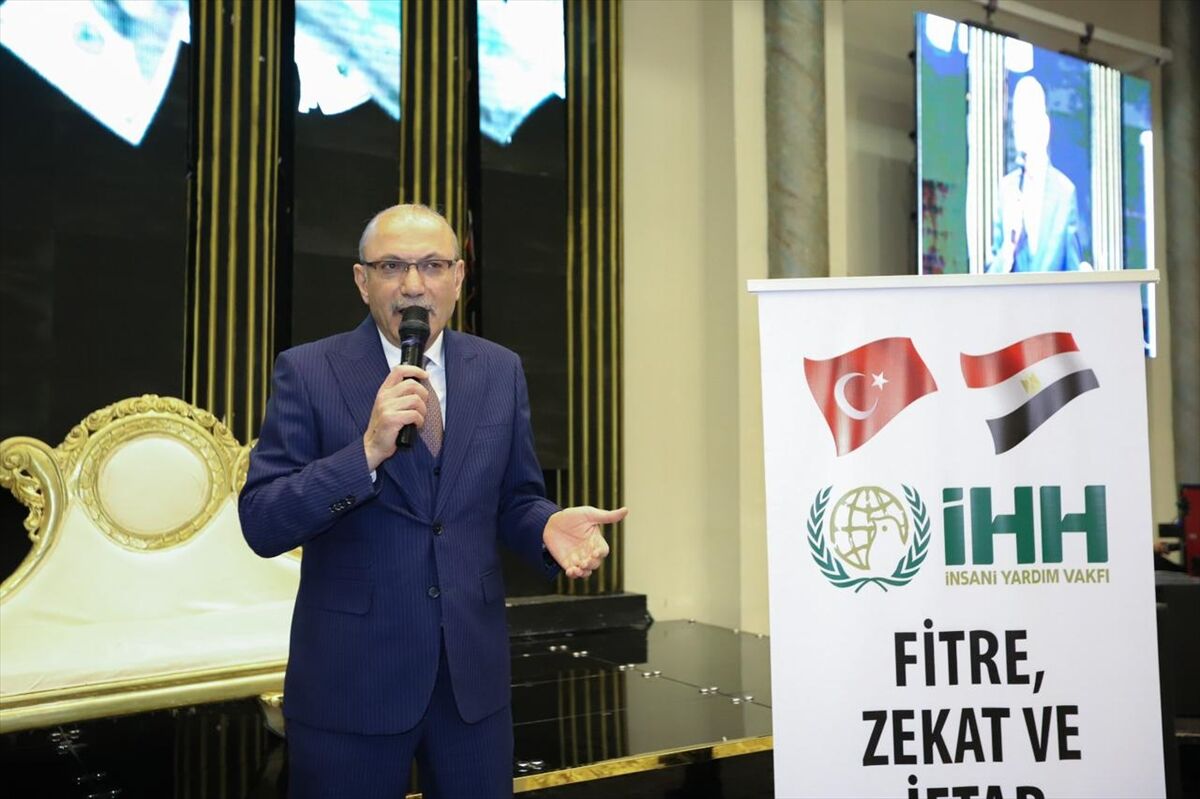 Gazze'nin Yarasına Kahire'de Türkiye Merhemi (2)