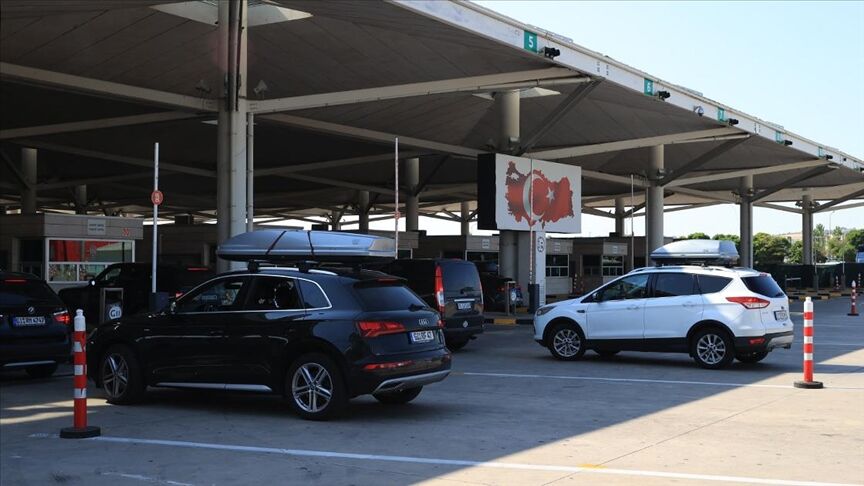 Gurbetçiler Sınırda