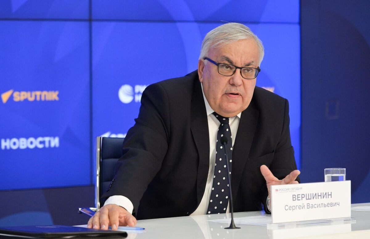 H E T J67 E X Q A A Rrrn