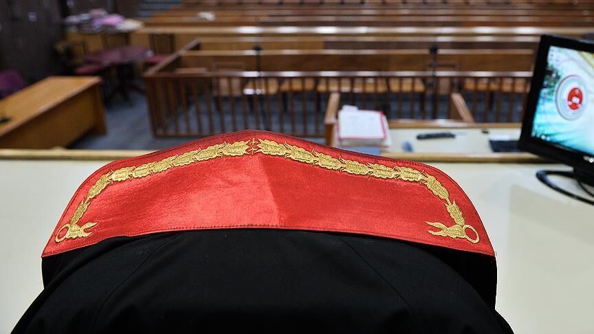 Hakim Isyan Etti Hapse Girmemek Için Doğuruyorlar (2)