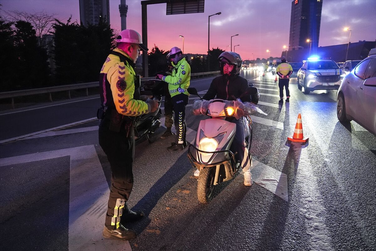İstanbul'da Taralı Alan Ihlaline Dronlu Ceza (3)
