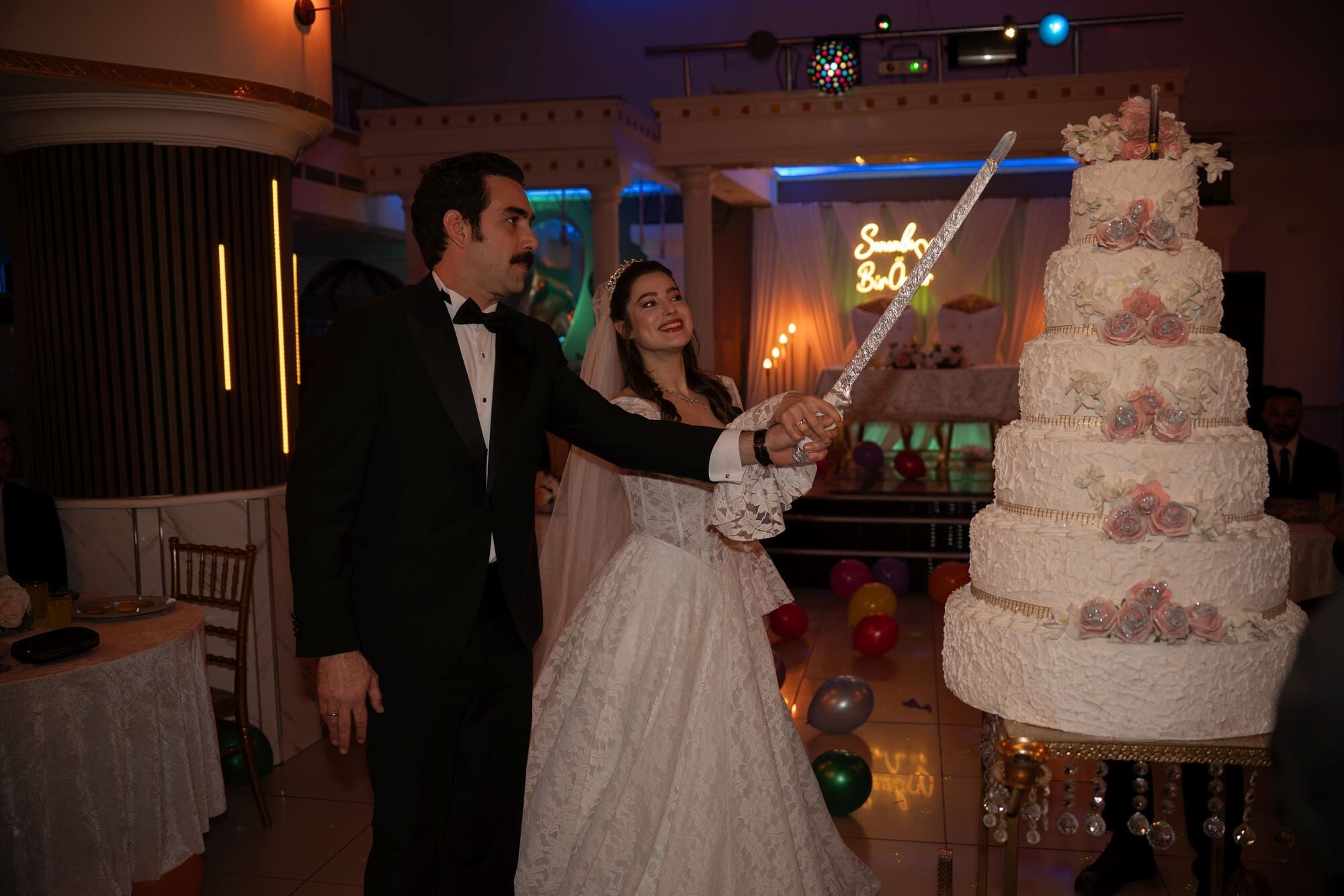 Kızılcık Şerbeti(11)-1