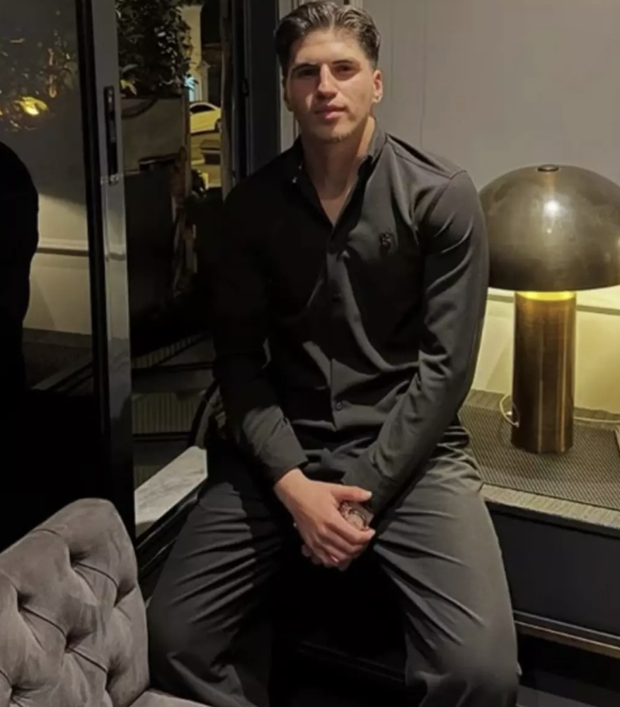 Kubilaykaankundakçıaleynakalaycıoğlu99930