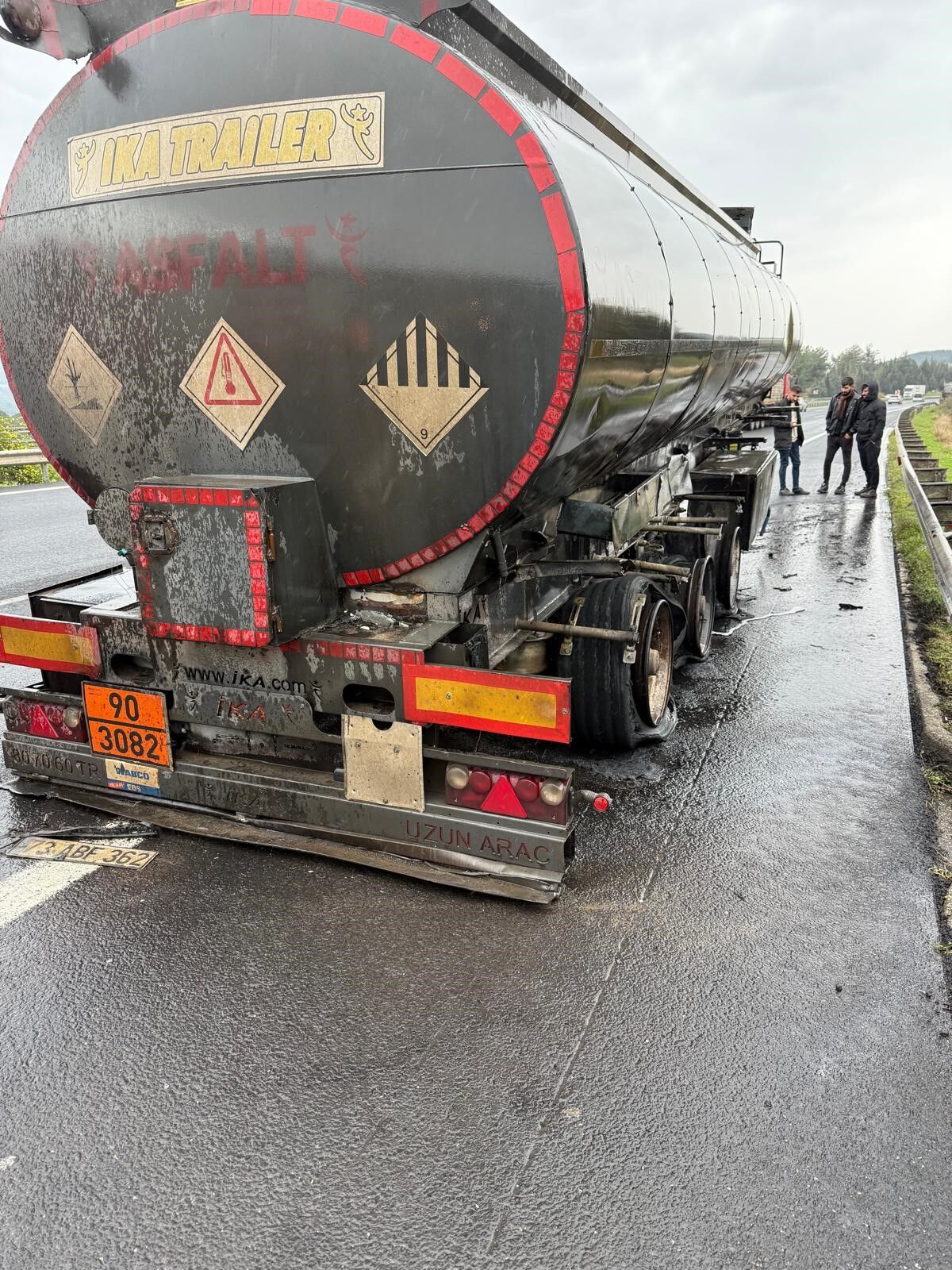 Osmaniye'de Akaryakıt Tankerinde Korkutan Yangın (2)