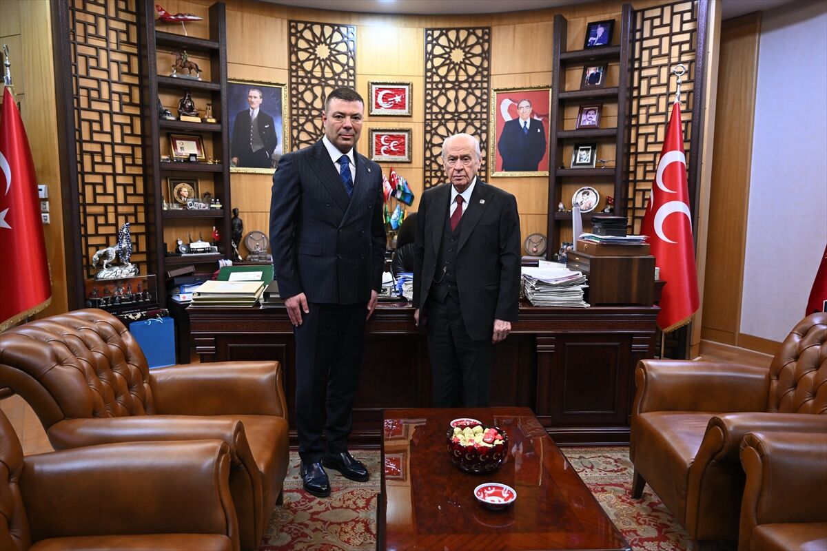 Ozgur Bayraktar Mhp Genel Baskan Yardimcisi Oldu 3