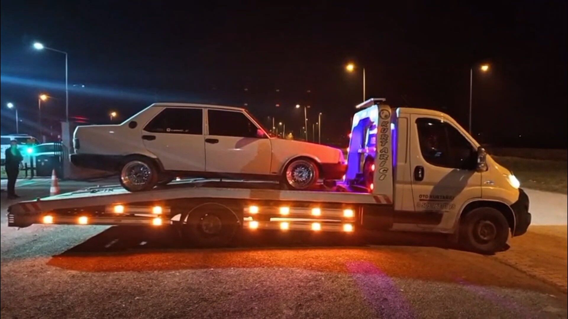 Polisten Kaçan 16 Taşındaki Sürücüye 366 Bin Tl Ceza (3)