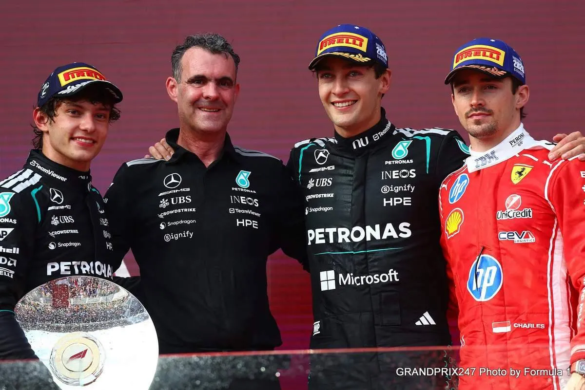 Russell Antonelli Leclerc Melbourne 2 2026 69Ad33949C564