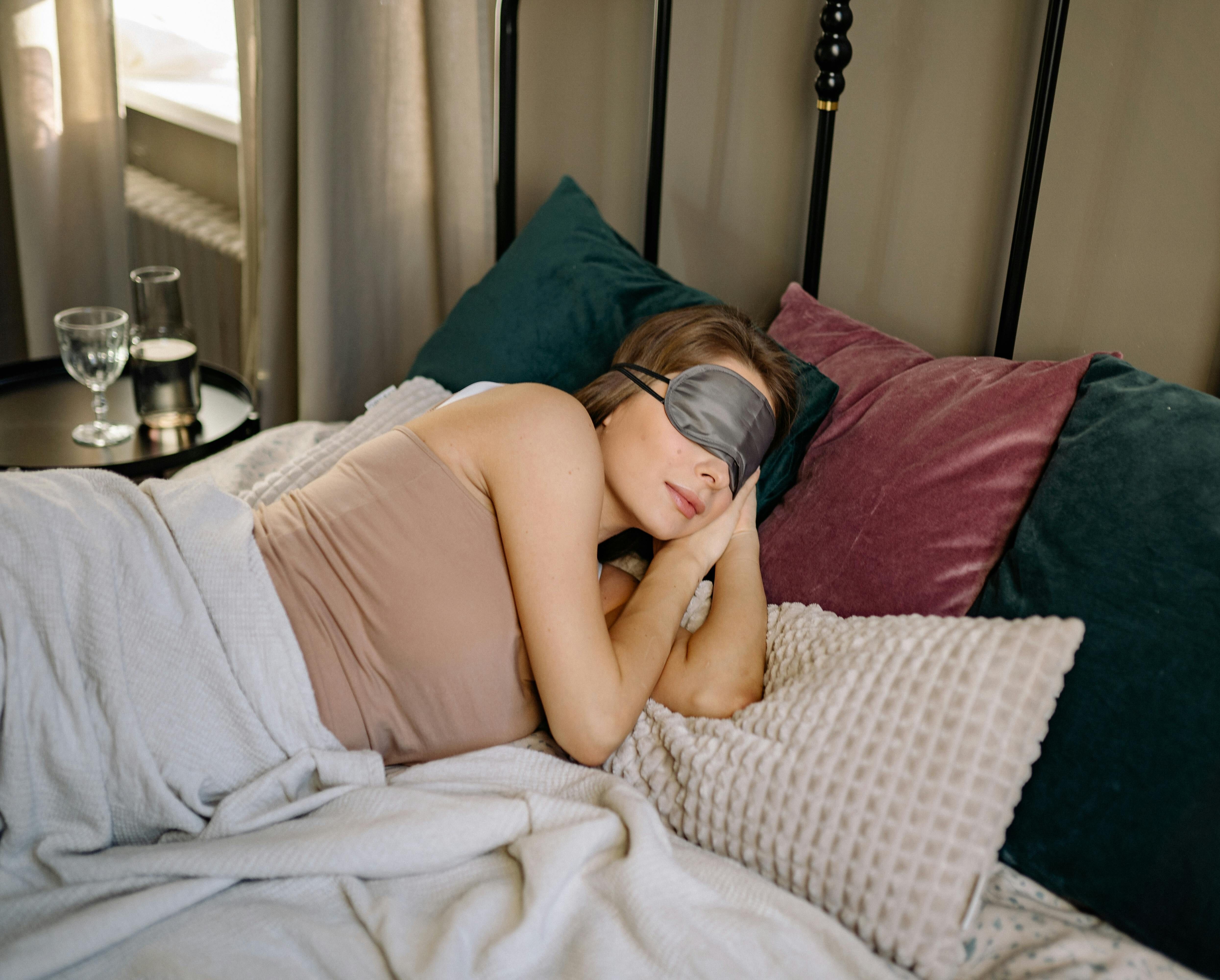 Sağlikli Bi̇r Uyku Ruti̇ni̇ Nasil Olmali