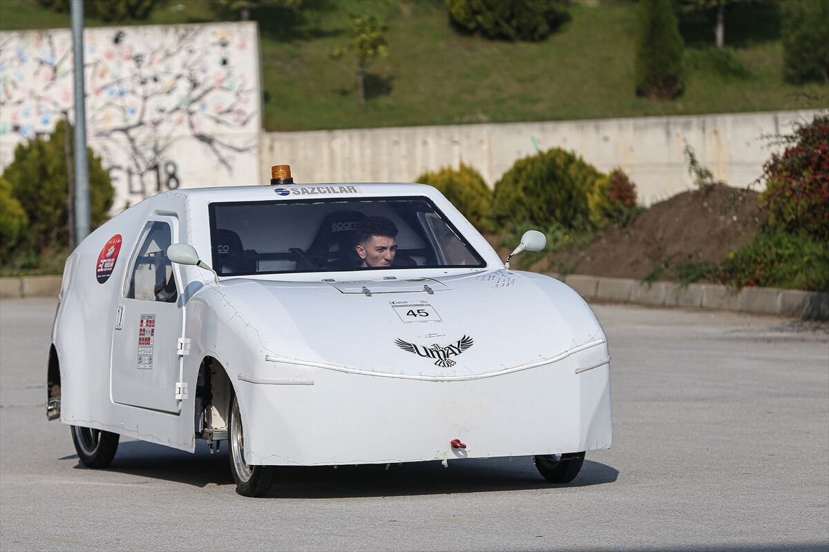 Tek Şarjla 100 Ki̇lometre Menzi̇l