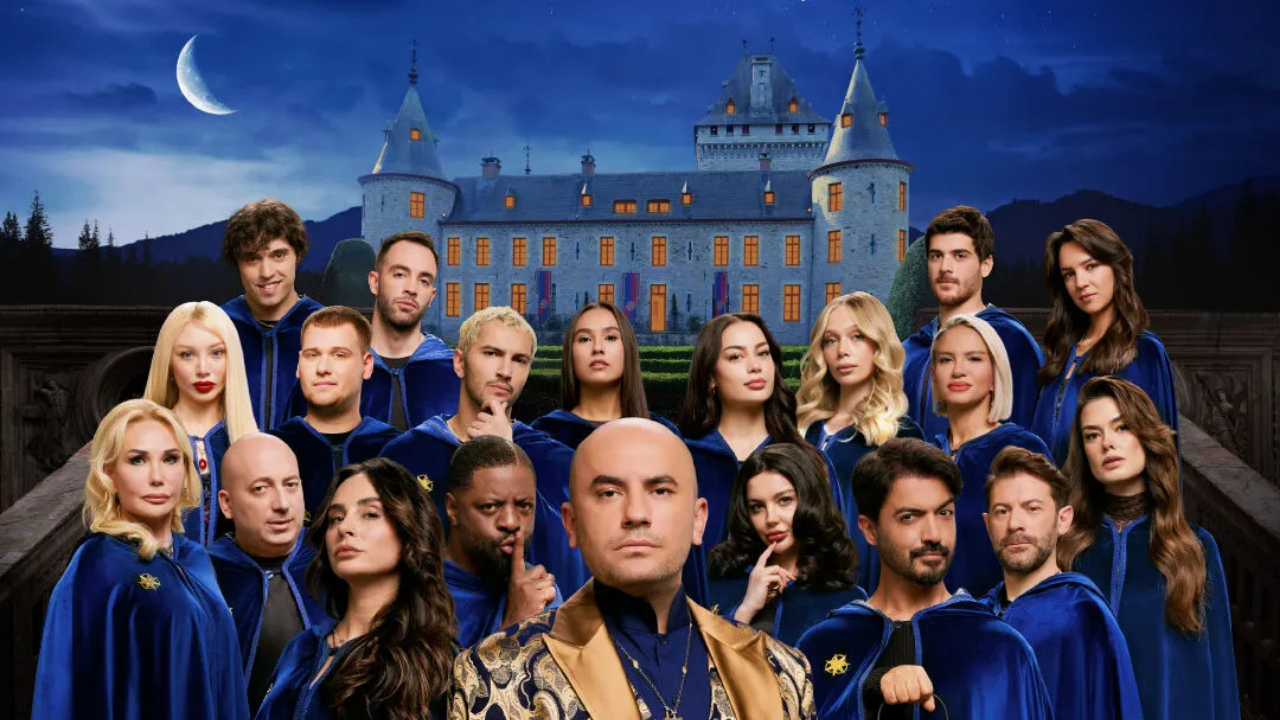 The Traitors Kapak Görsel