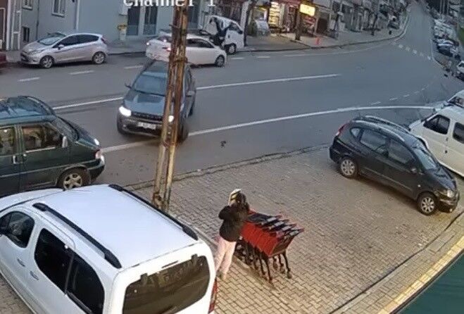 Trabzon'da Iftar Öncesi Feci Kaza Genç Kadın Ağır Yaralı (1)-1