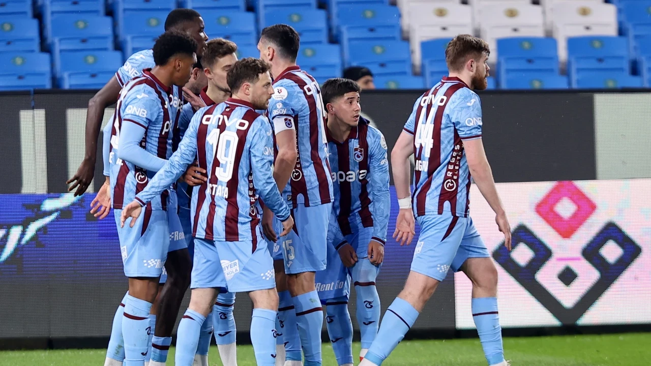 Trabzonspor Fatih Tekke Ile Sampiyonluk Gunlerini Hatirladi 3Awr