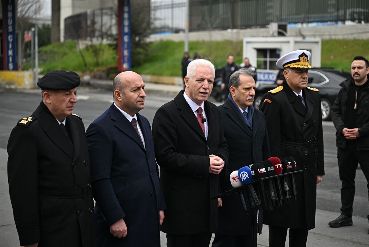 Vali Gül'den Sürücülere 724 Radar Ve Denetim Uyarısı (1)