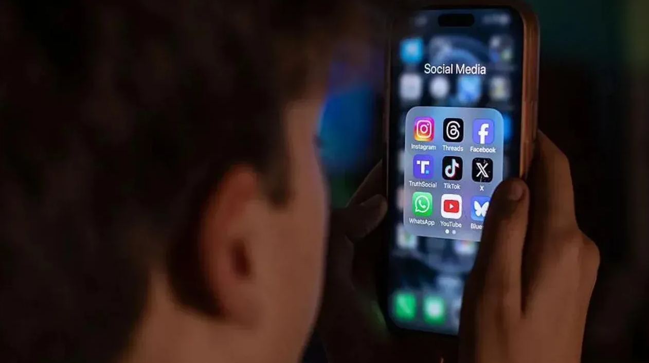 15 Yas Alti Sosyal Medya Duzenlemesi