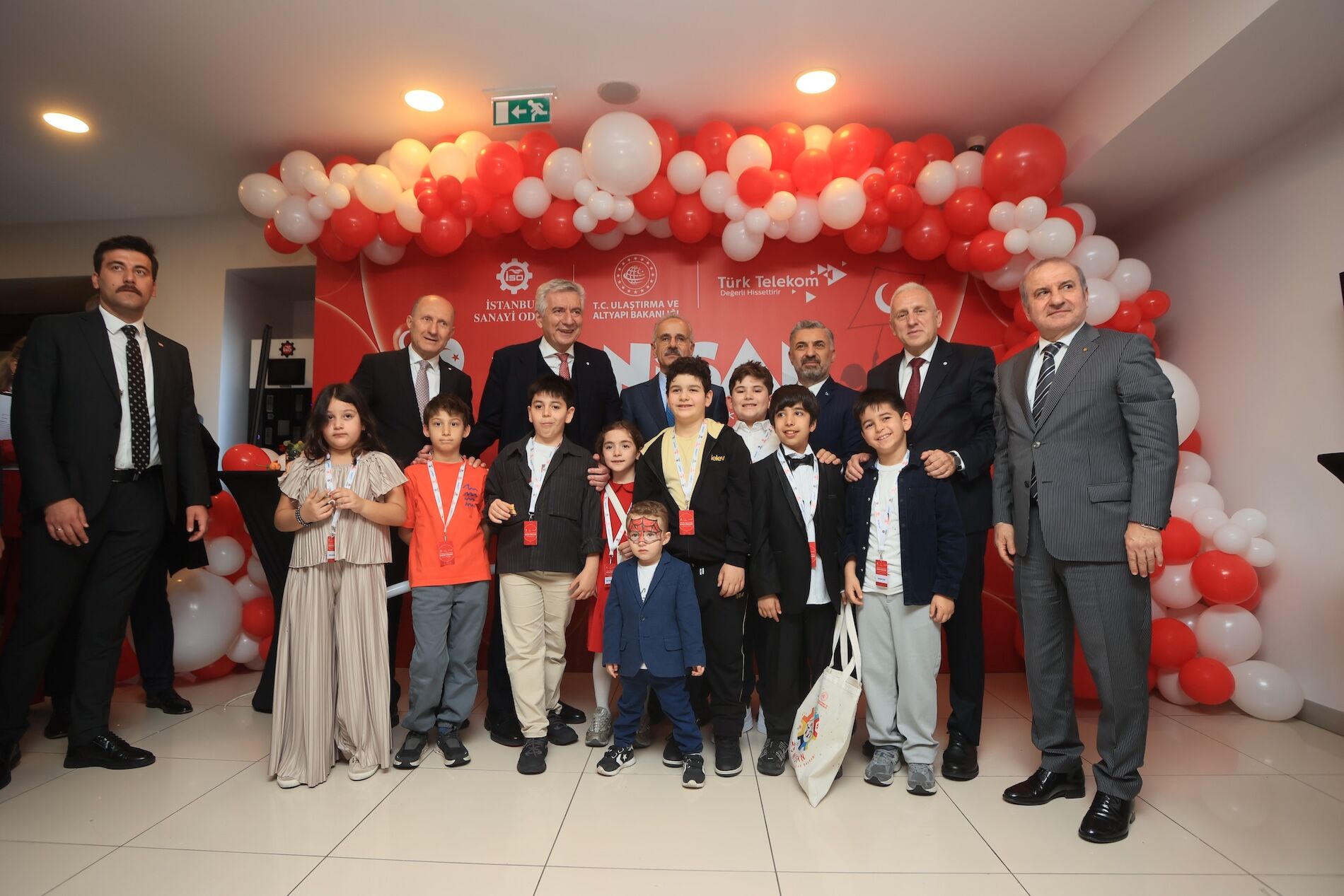 3. İ S O 23 Nisan 3