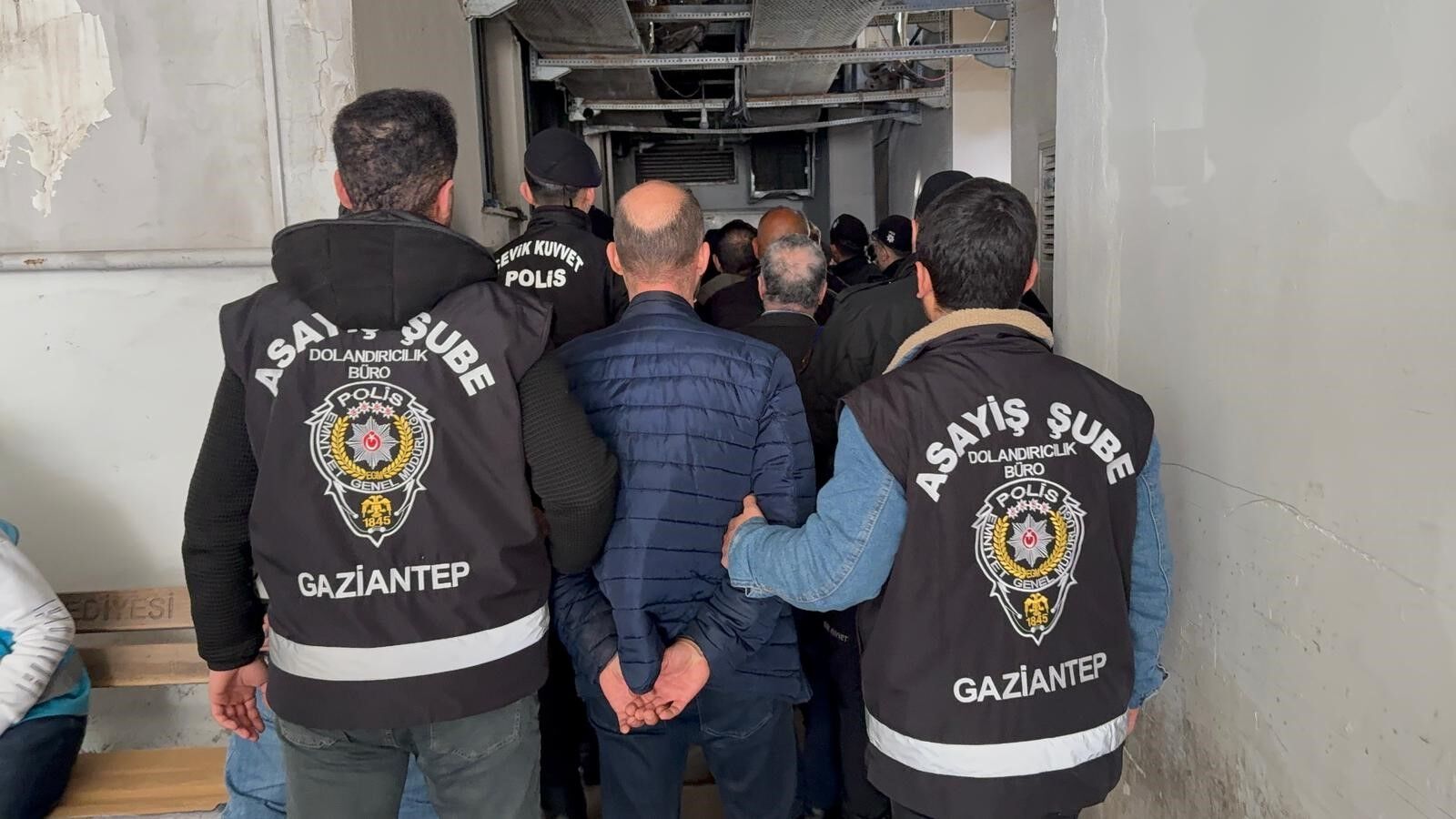 7 Universite Bitiren Egitim Gorevlisinden 521 Milyonluk Vurgun 3