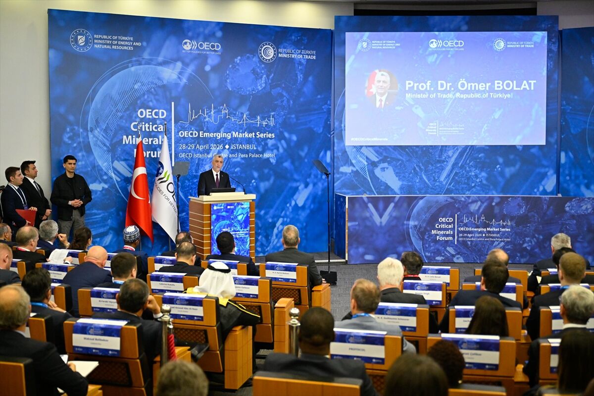 7040054B576E7221E43De2Adadf4A8Ea