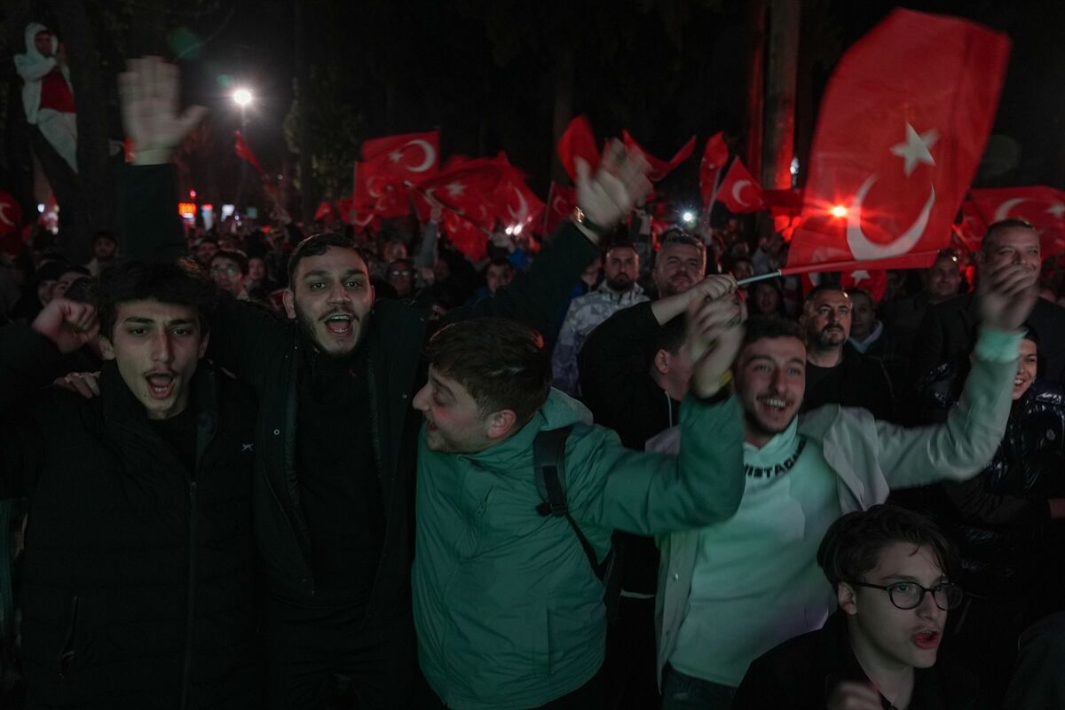 A A 20260331 40979590 40979588 T U R K I Y E 24 Y I L A R A D A N S O N R A D U N Y A K U P A S I N D A