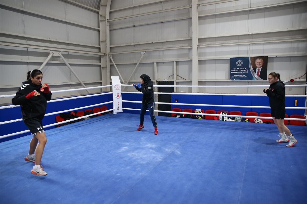 A A 20260401 40984981 40984976 K A D I N B O K S M I L L I T A K I M I N D A N 4 S P O R C U A Z E R B A Y C A N D A K I T U R N U V A D A Y U M R U K S A L L A Y A C A K