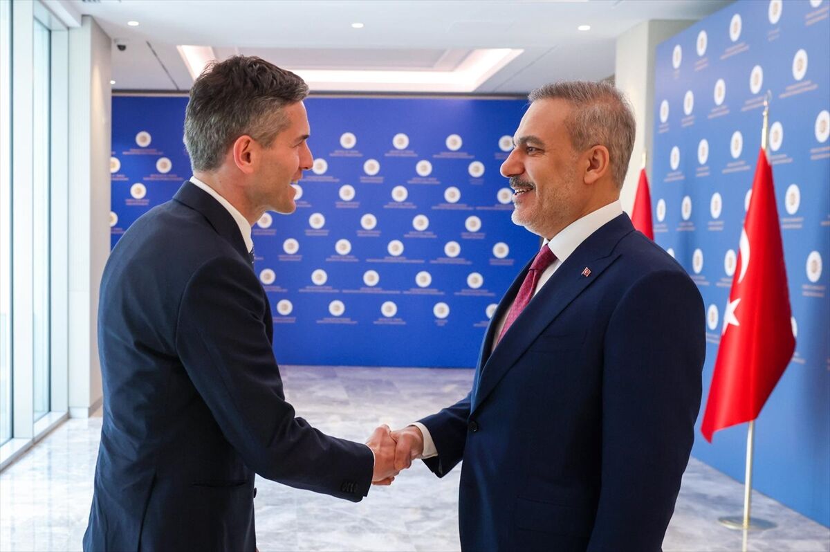 A A 20260409 41059299 41059296 D I S I S L E R I B A K A N I H A K A N F I D A N