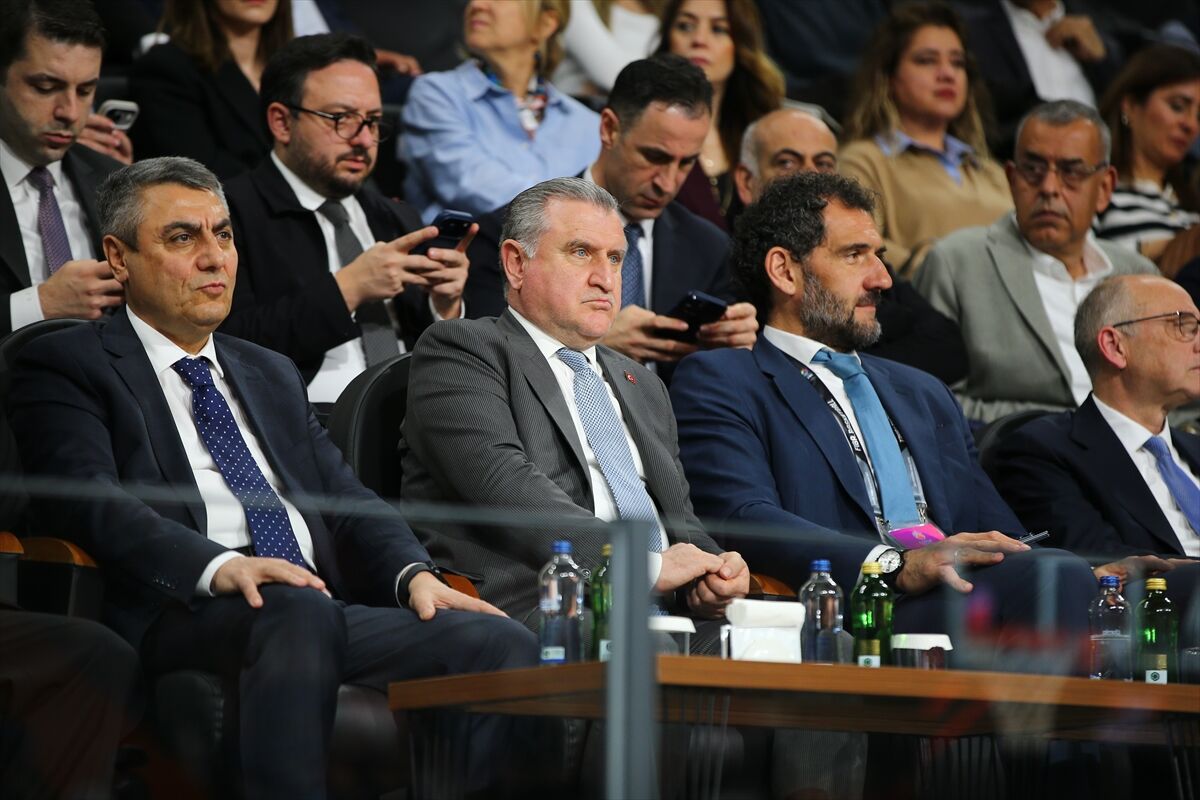 A A 20260409 41064494 41064480 C I M S A C B K M E R S I N A T H I N A I K O S Q U A L C O