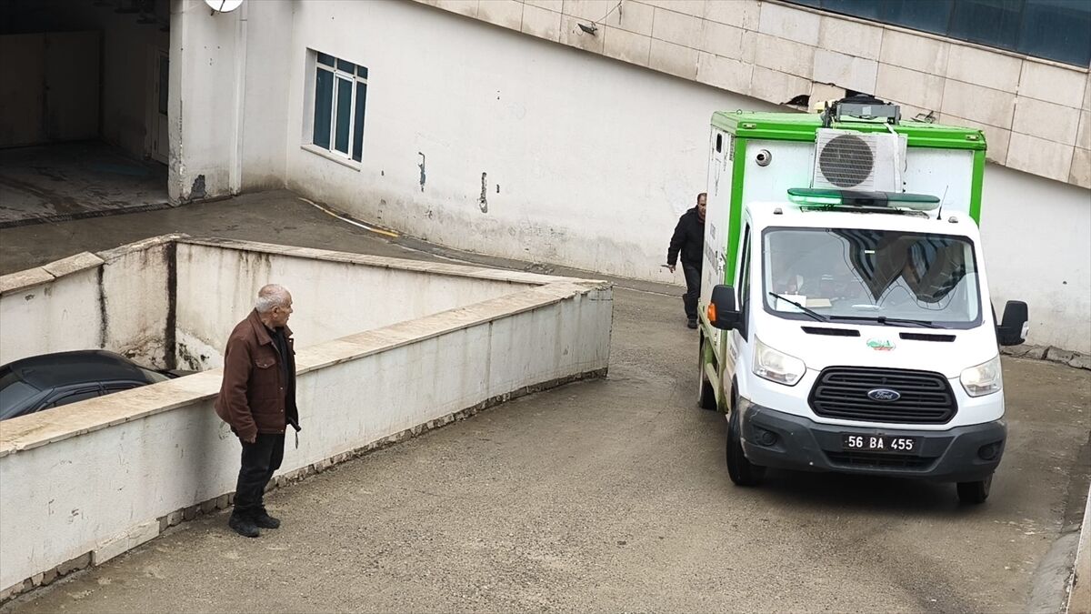 A A 20260412 41088421 41088419 S I I R T T E T A S A N D E R E D E M A H S U R K A L A N M I N I B U S T E K I H A S T A K A D I N H A Y A T I N I K A Y B E T T I