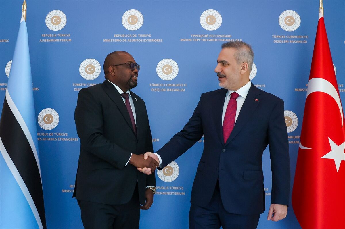 A A 20260413 41095957 41095955 D I S I S L E R I B A K A N I F I D A N B O T S V A N A U L U S L A R A R A S I I L I S K I L E R B A K A N I B U T A L E I L E G O R U S T U