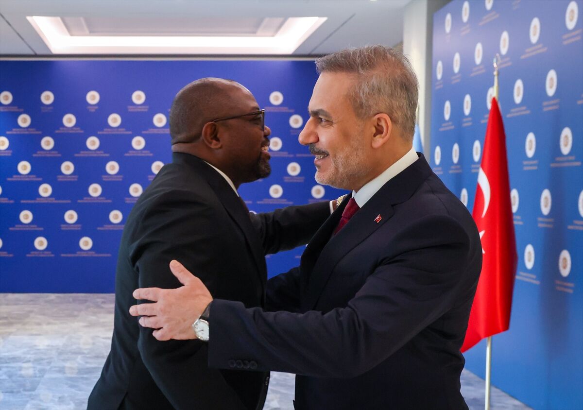 A A 20260413 41095957 41095956 D I S I S L E R I B A K A N I F I D A N B O T S V A N A U L U S L A R A R A S I I L I S K I L E R B A K A N I B U T A L E I L E G O R U S T U