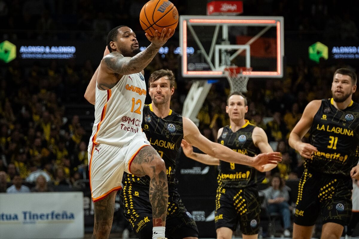 A A 20260415 41117625 41117610 L A L A G U N A T E N E R I F E G A L A T A S A R A Y M C T T E C H N I C